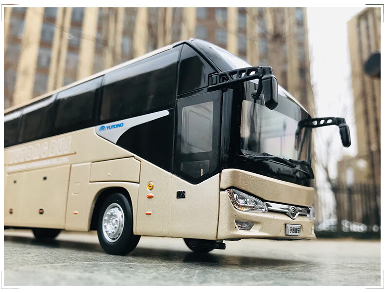 南溟1:42宇通客车zk6128 新一代公路客车合金公交巴士模型sn3015