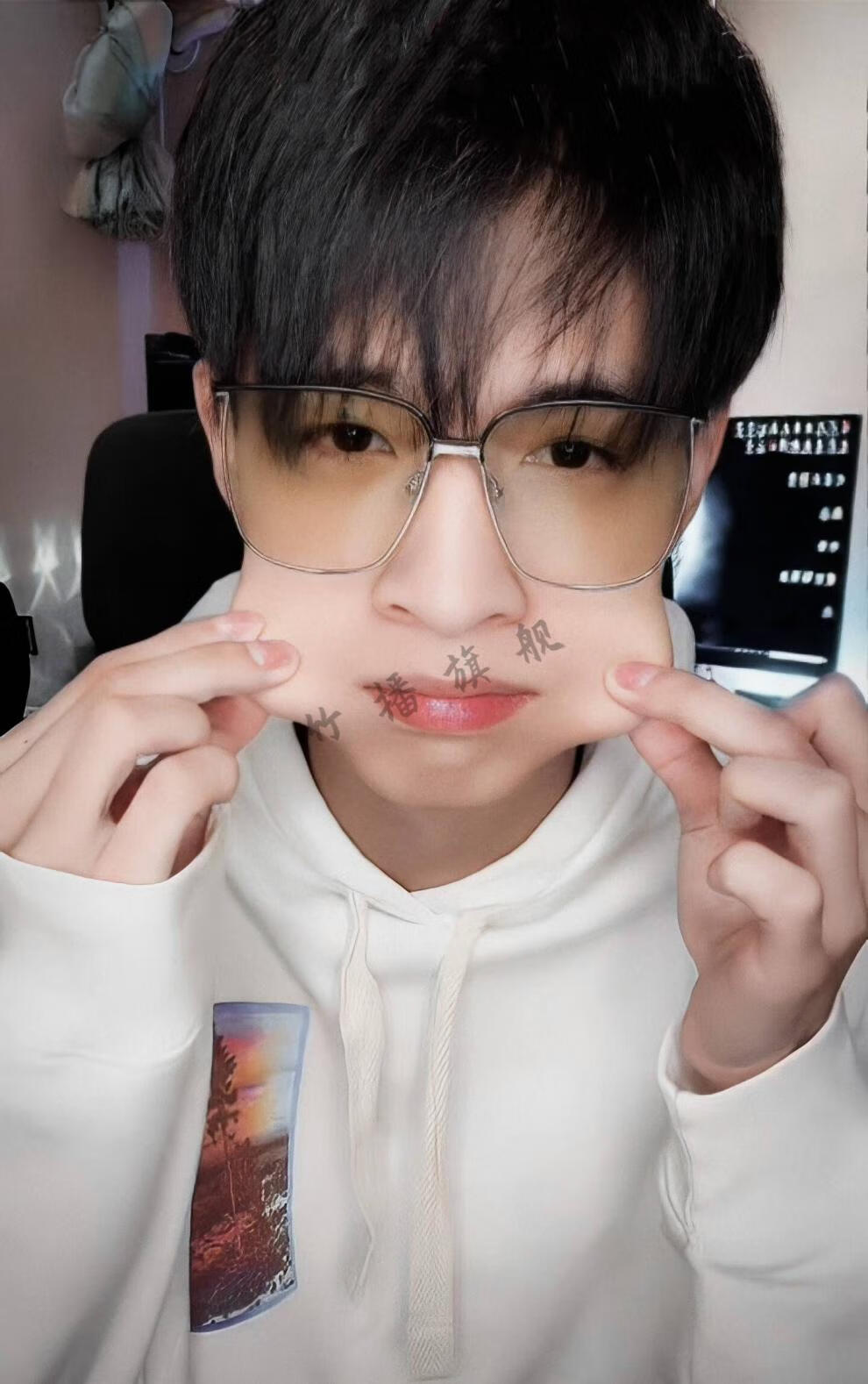 秦霄贤同款衣服抖音直播同款卫衣春秋季宽松百搭连帽卫衣男女外套衣服