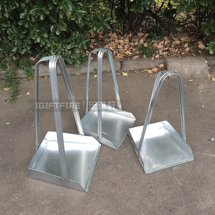 簸箕单个家用不锈钢加厚大号撮子铁畚斗灰斗属铁畚箕户外垃圾斗 49cm