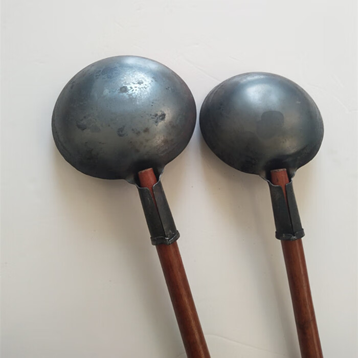 加厚大铁瓢工业用勺饲养圆水勺养殖用铁勺头食堂可带柄铁水舀j50cm木