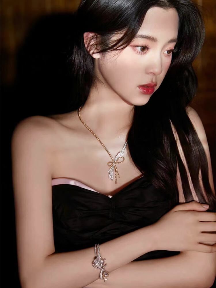 施华洛世奇锆新款轻奢法式风蝴蝶结流苏项链双色链条镀18小众网红女