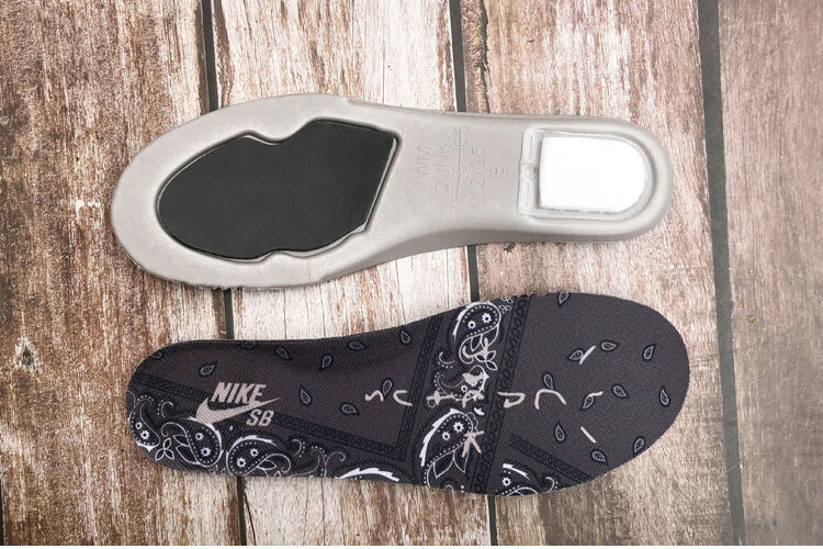 适配耐··克dunk sb鞋垫非原装气垫qs男女腰果花ow联名影子灰鸽子