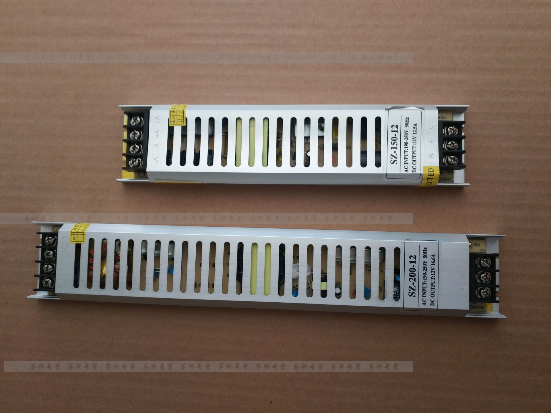 新年礼物 led灯箱内置电源vw卡布灯箱电源灯箱内置变压器led灯箱电源