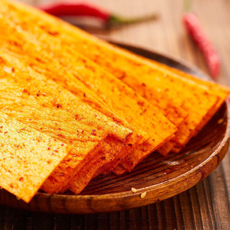 李碧波烤鹅皮8090儿时辣条湖南麻辣香辣片网红小吃老式零食品烤鹅皮味