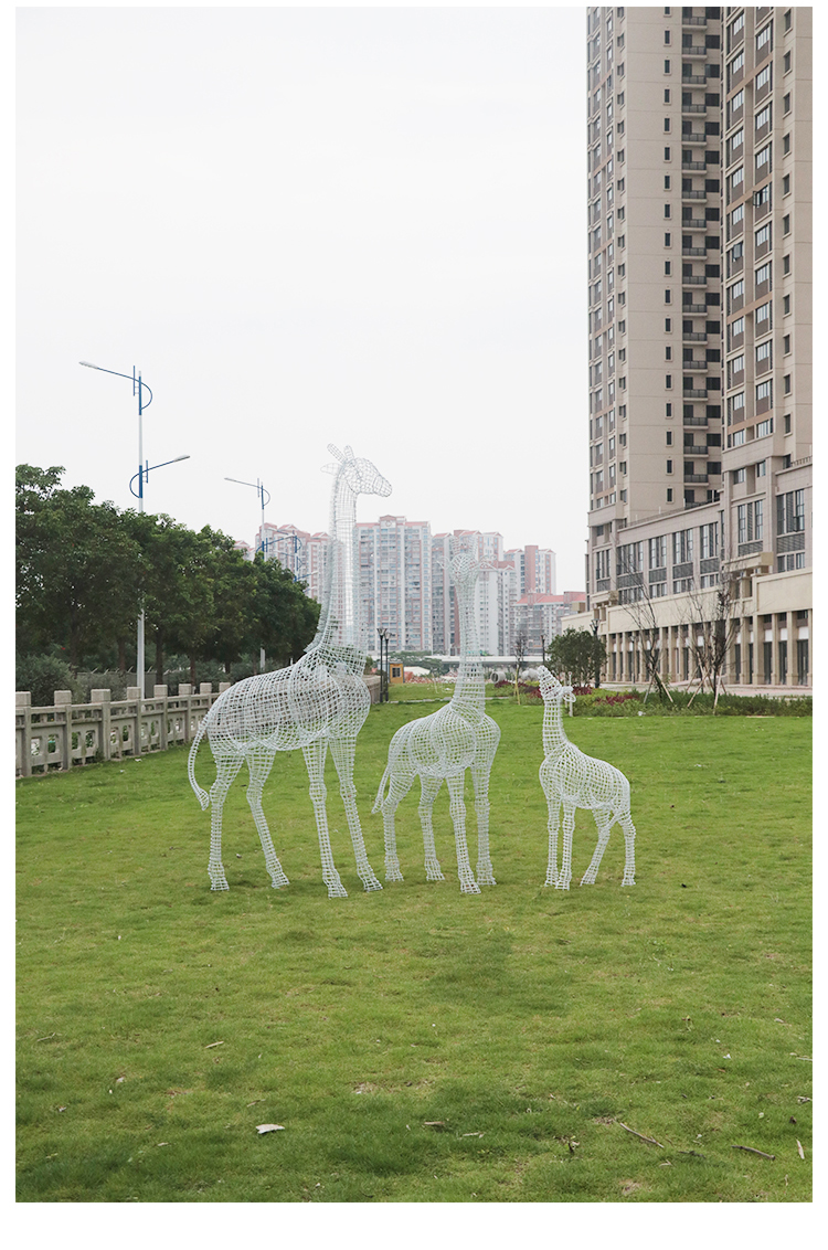 南界不锈钢镂空梅花鹿雕塑铁艺动物摆件户外草坪昆虫小品园林景观装饰