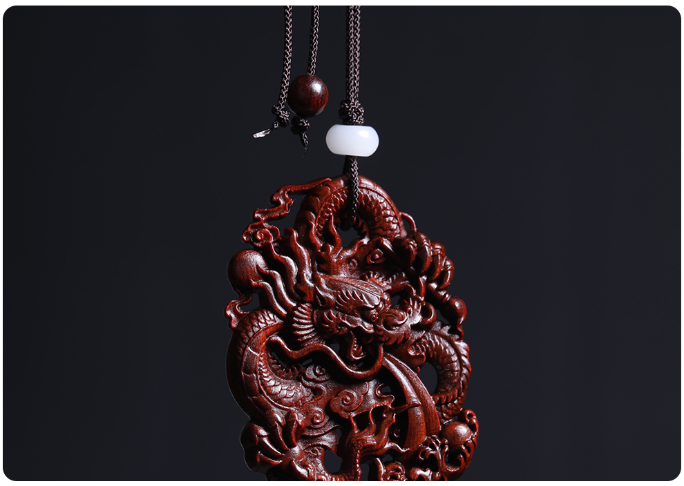 钟秀小叶紫檀木龙挂件红木雕刻龙牌吊坠木质龙形把玩生肖龙祥龙项链
