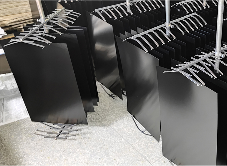 黑色阳极氧化铝板加工定制5052铝合金板材标牌面板0512mm零切200x300x