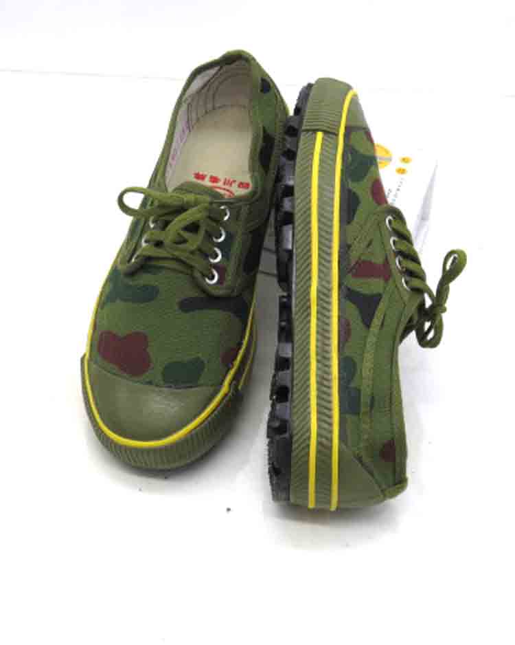 作训迷彩鞋胶鞋迷彩军绿低帮解放鞋防滑橡胶底军训99作训劳保农田帆布