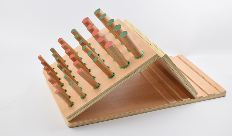 脑偏瘫中风训练木棍插板木钉板手指木插板手指作业疗法康复器材h大