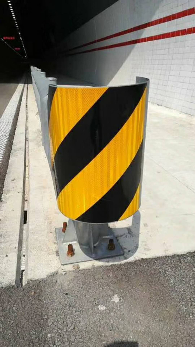 克非太高速公路波形护栏端头反光膜 弯头反光膜 桥梁护栏板端头防撞