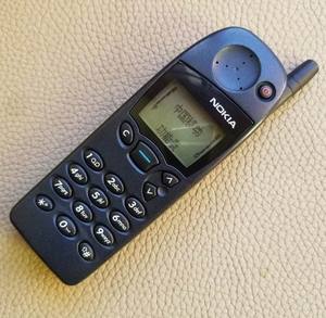 nokia/诺基亚 5110 原装 成色新 经典怀旧收藏 小哥大 有电池 红色95
