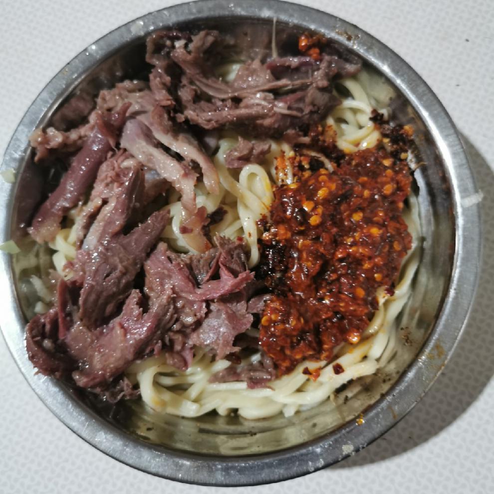 涡阳狗肉干扣面图片