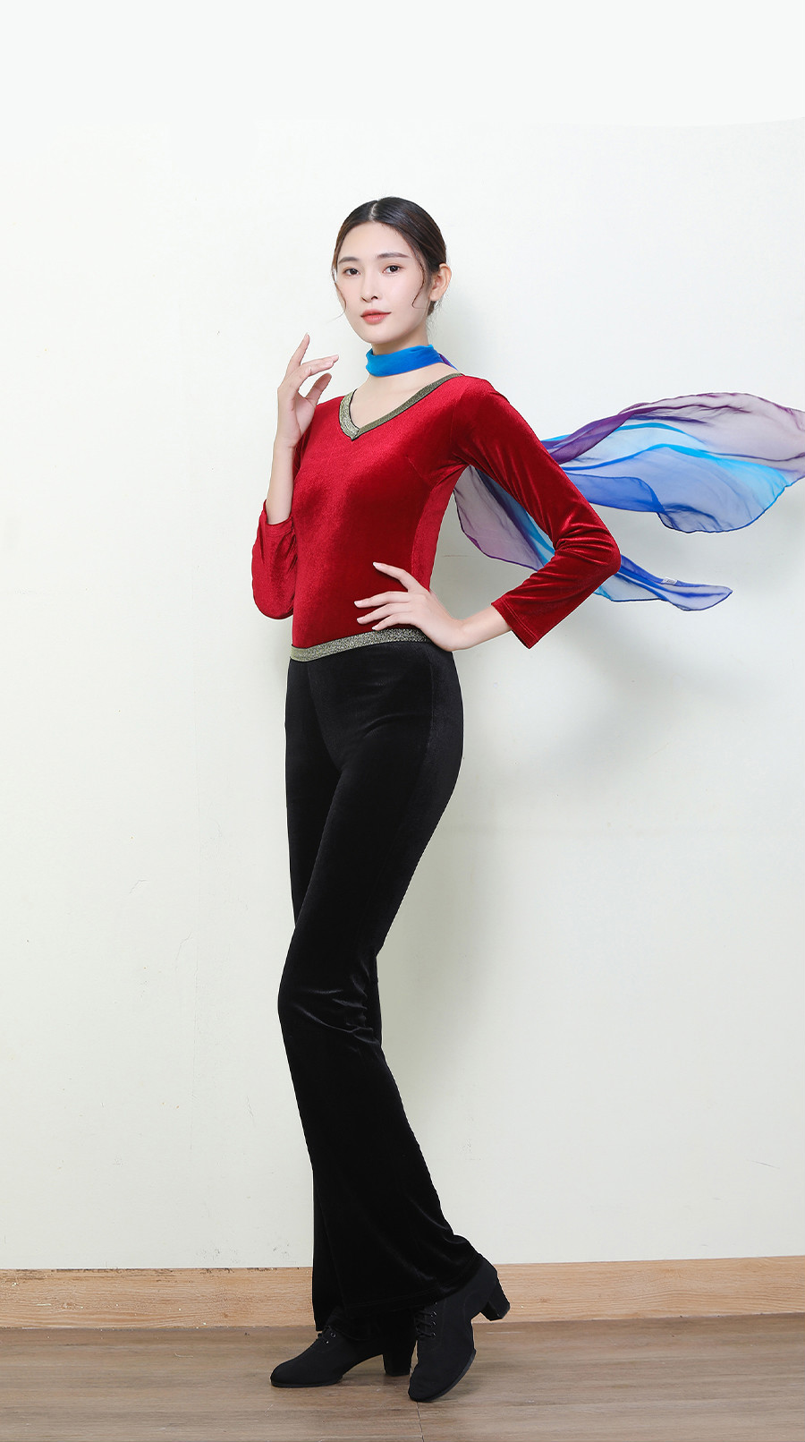 形体服女套装形体服2022新款套装长袖形体训练服装女金丝绒舞蹈练功服