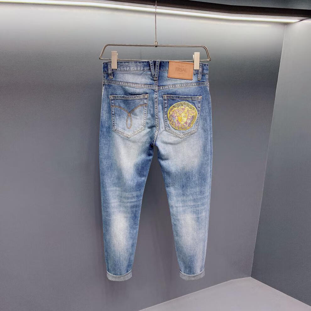 瓦萨琪 美杜沙 美人头欧美潮牌男装青年长裤刺绣水洗休闲小脚牛仔裤男