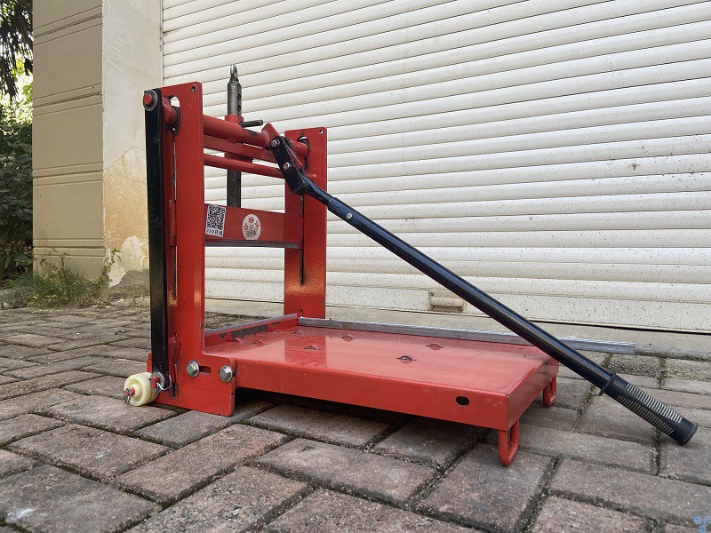 小型手动切砖神器加气块切砖机新款压砖机割砖机断砖机砌砖工具 大