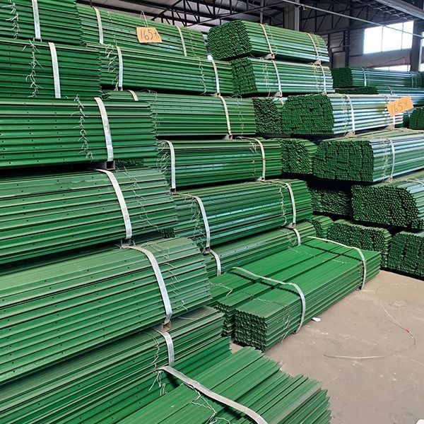 加厚牛栏网y型立柱铸铁三角实心柱尖头柱加厚养殖牛羊圈山围栏网 2.