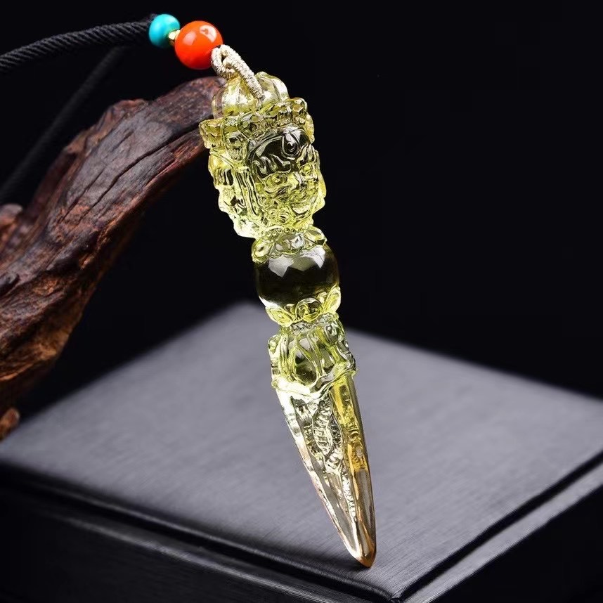 美你不行金刚降魔杵吊坠天然黄水晶三面普巴宝杵四股佛教法器灵摆轻奢
