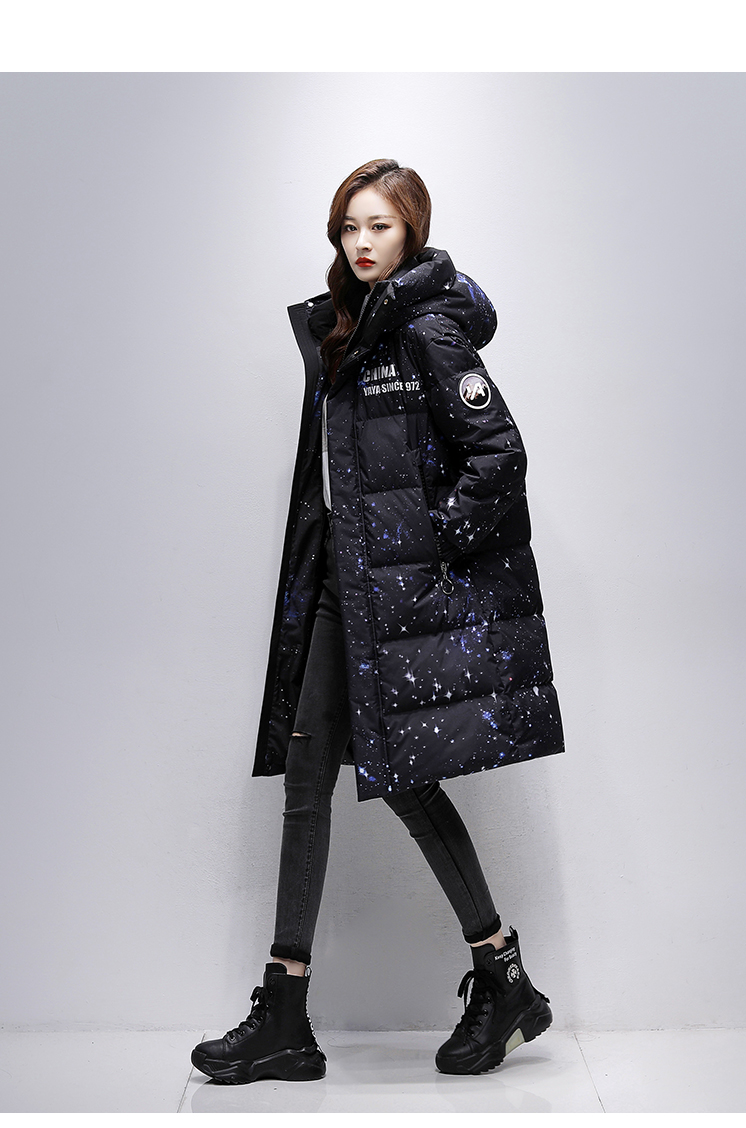 鸭鸭李易峰同款羽绒服女2021年新款时尚洋气冬装外套女装新品宇宙星空