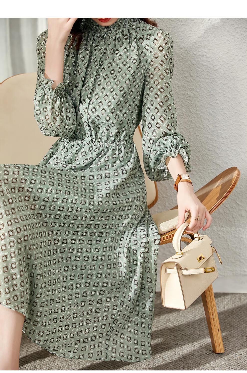 拉夫领修身碎花连衣裙女中长款2022春季新款收腰木耳边裙子v1139绿花