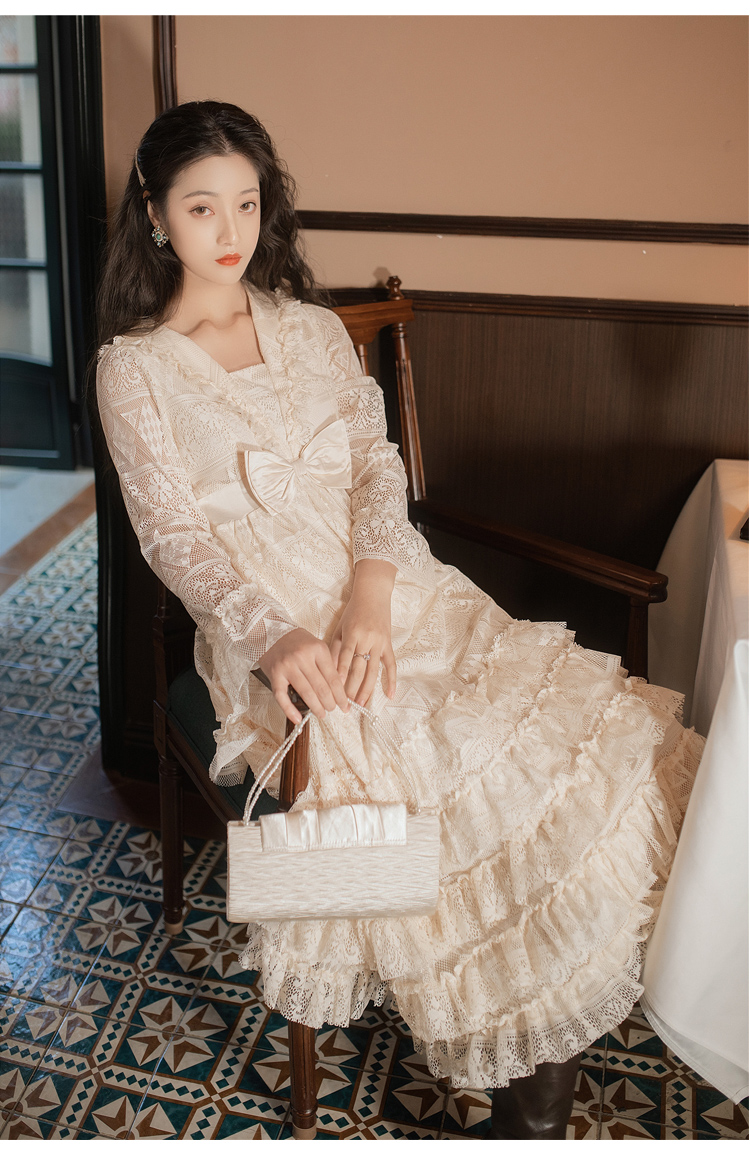 仙女古着在逃公主裙vintage复古宫廷风蛋糕连衣裙秋短款杏色蛋糕裙s