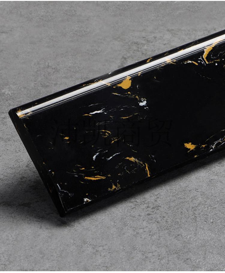 简约瓷砖白色客厅地脚线灰色通体探影24米长8厘米高银白龙