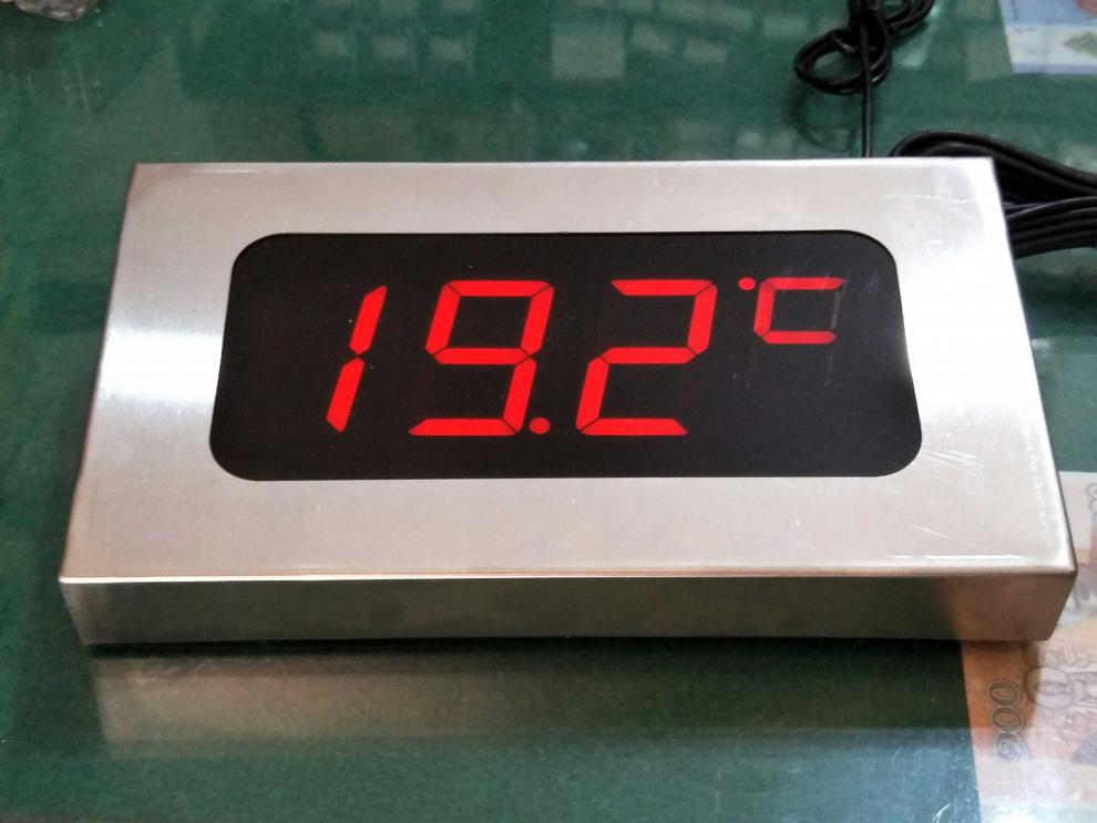 不锈钢超大屏温度显示屏/泳池/冷库/温泉/桑拿/浴池/大屏幕 传感器