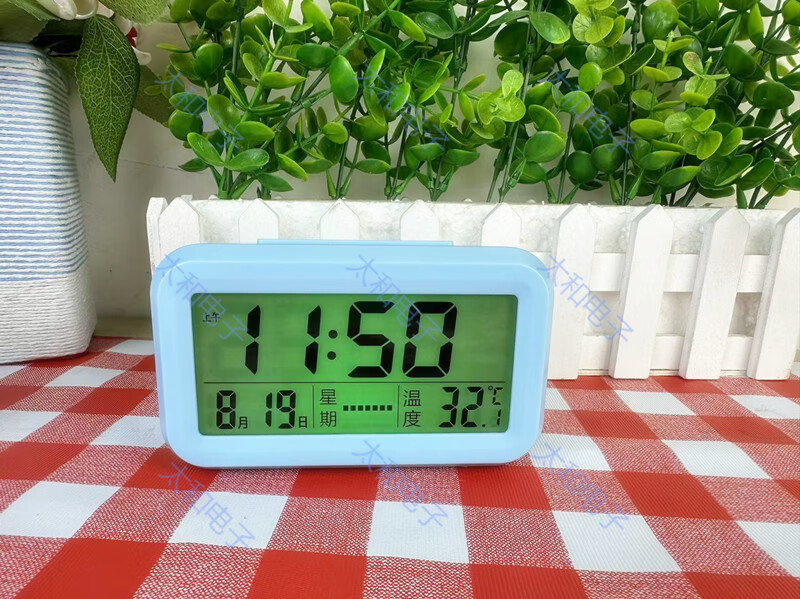 O1CN01RI8gle1DHz1mIjEc2_!!102470192.jpg
