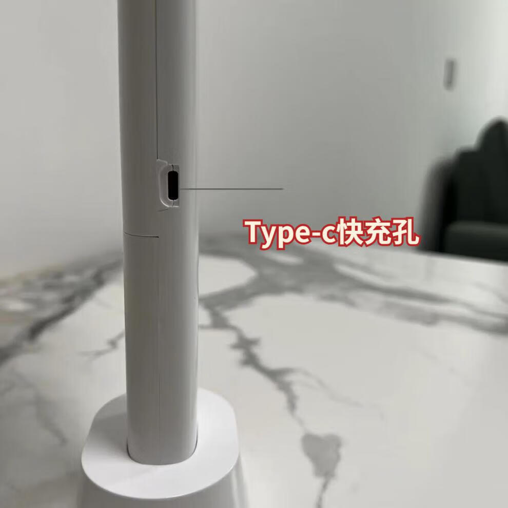 77f6075bf258b7c8.jpg