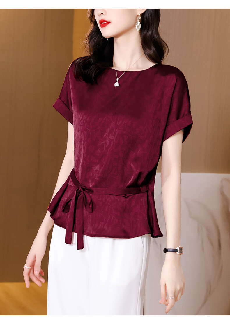 b9033a0d4ebb2fbc.jpg' style=