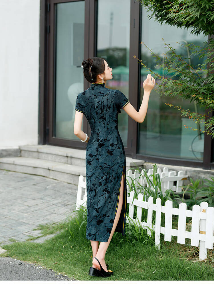 5c5b4d85bb74d155.jpg