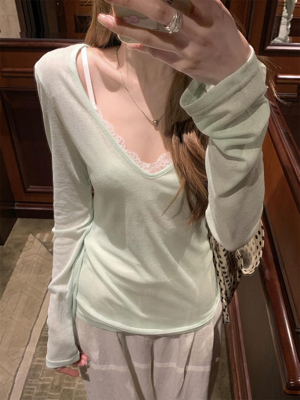 ad935b90385cf179.jpg