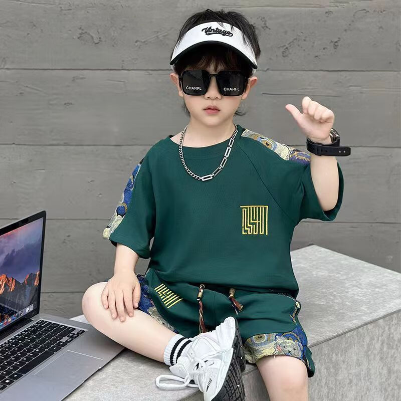 b14a12df0e606a0c.jpg' style=