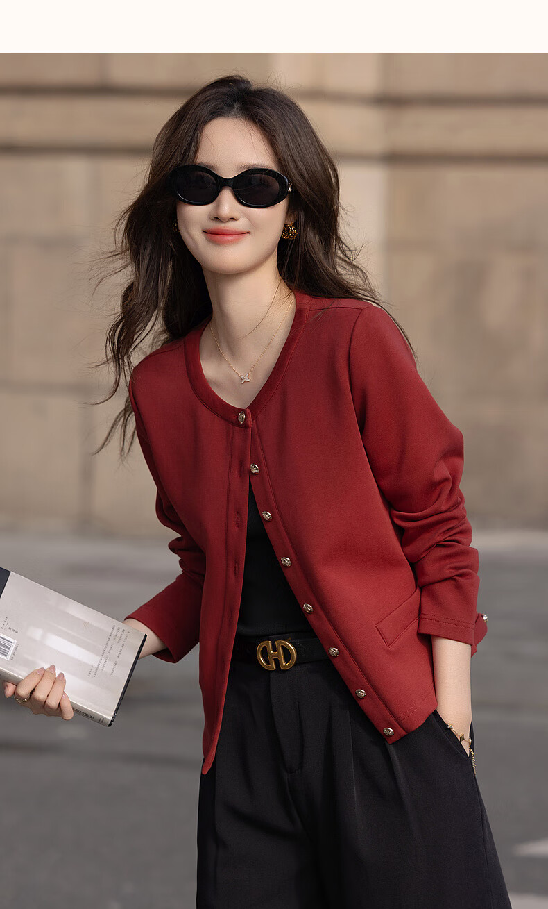 e747be75256cb6c5.jpg' style=
