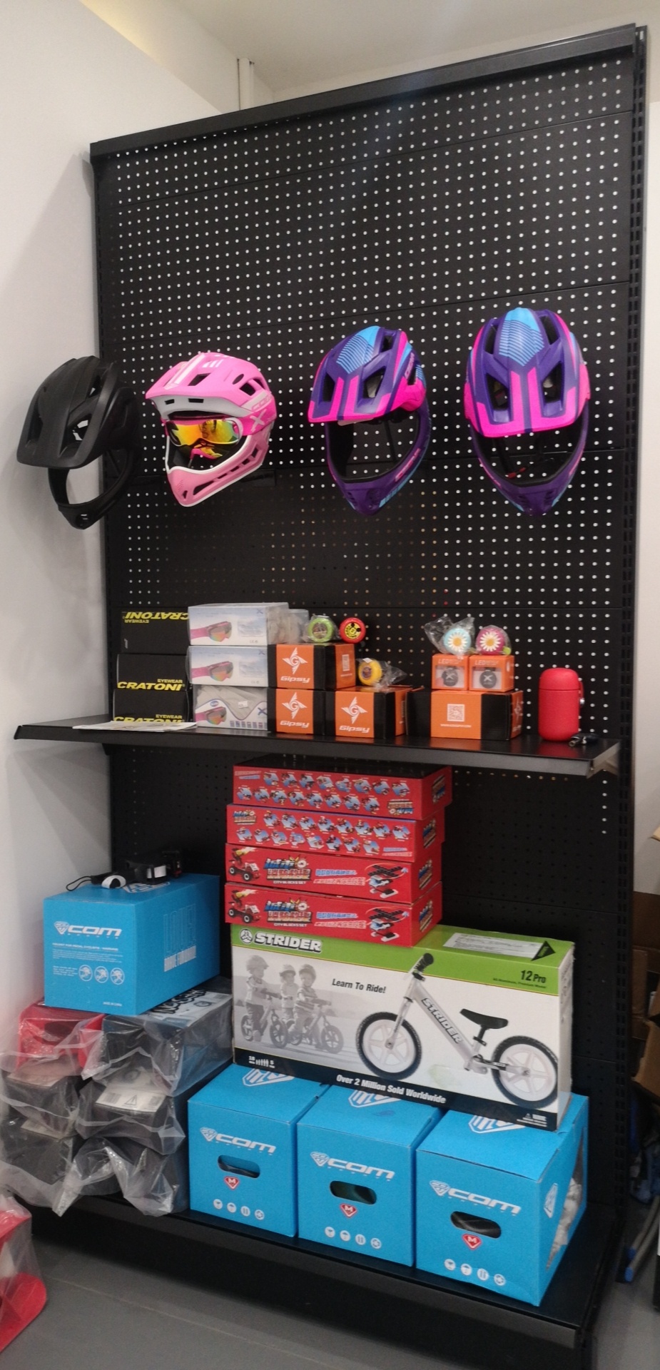 摩托车头盔展示架 摩托头盔装备展示架骑行服摩托专卖店俱乐部货架