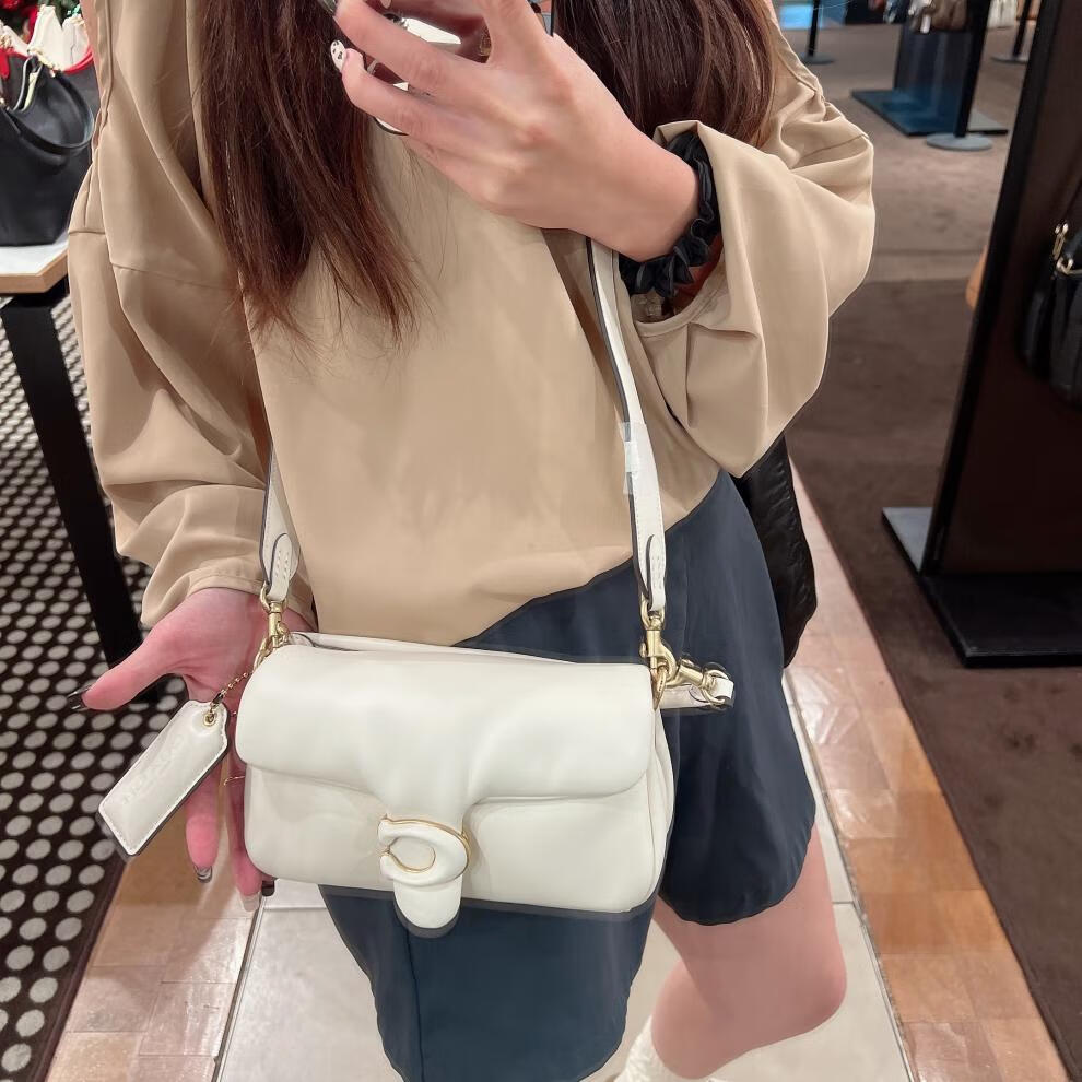 786490875ff33752.jpg