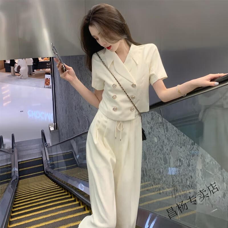 6521cc1c1aef2e77.jpg' style=