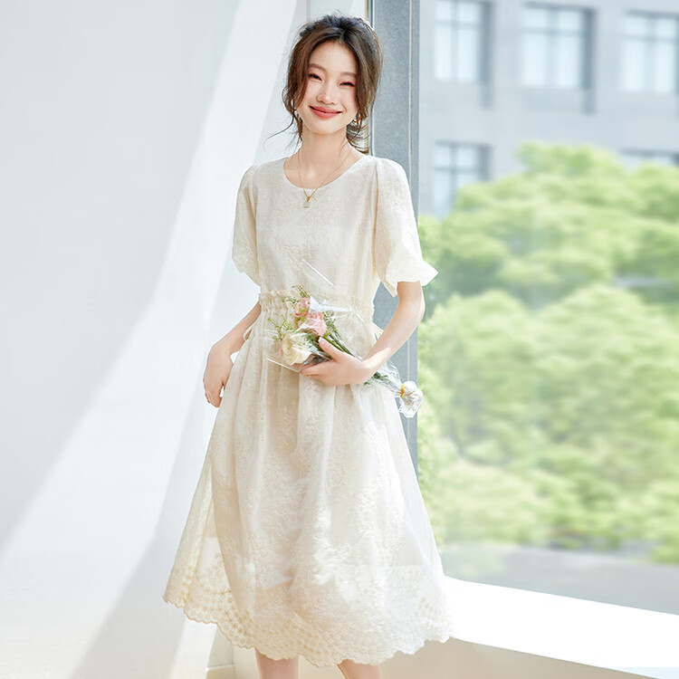 5bb302cc75dbddc6.jpg