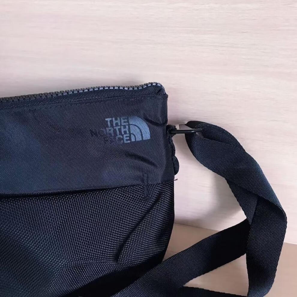 9ae718dc22a59a92.jpg' style=