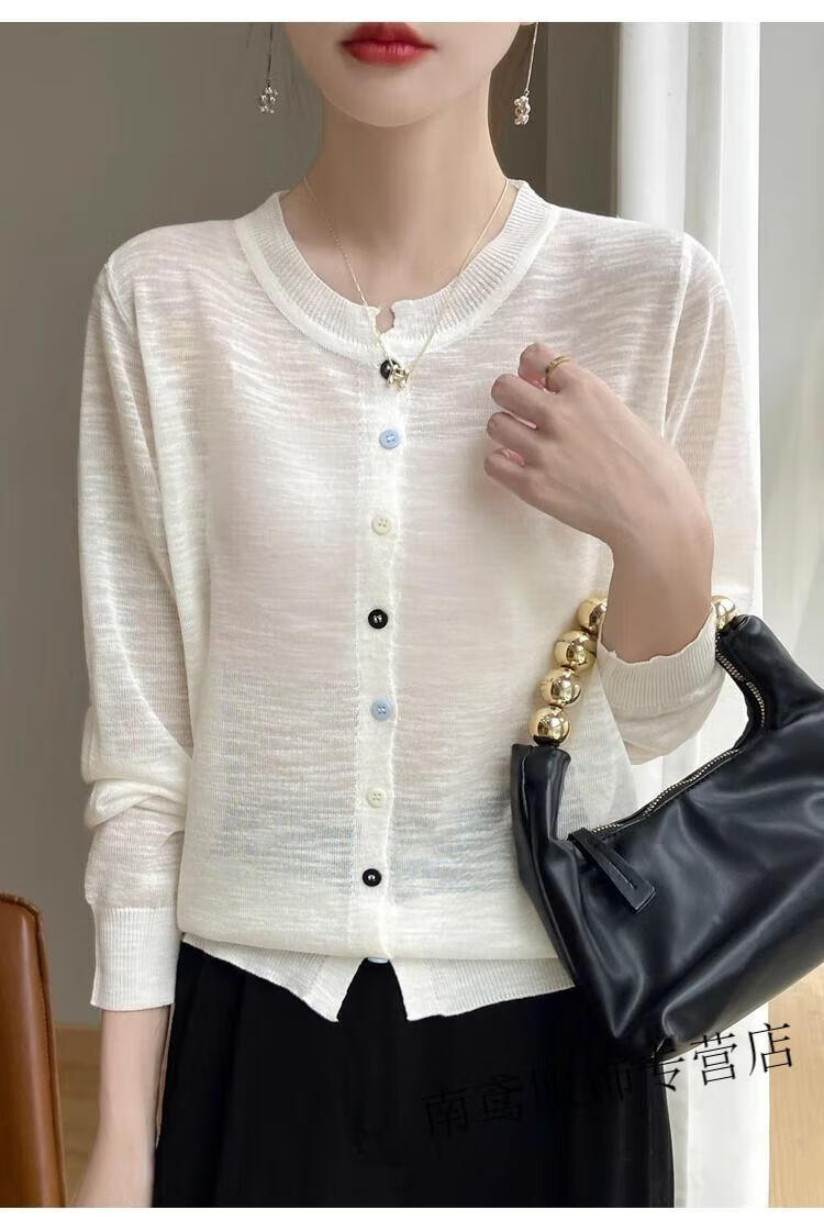 b51180e87bee0921.jpg' style=