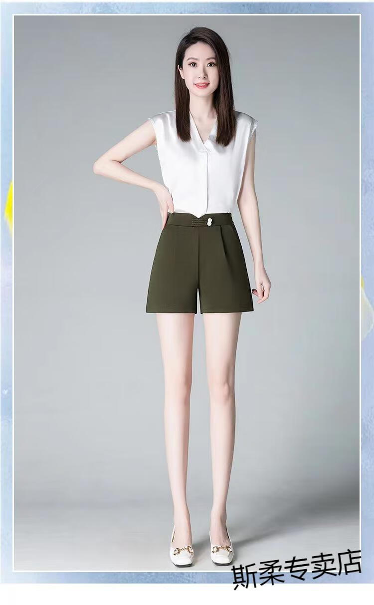 572ad154d9e1f950.jpg' style=