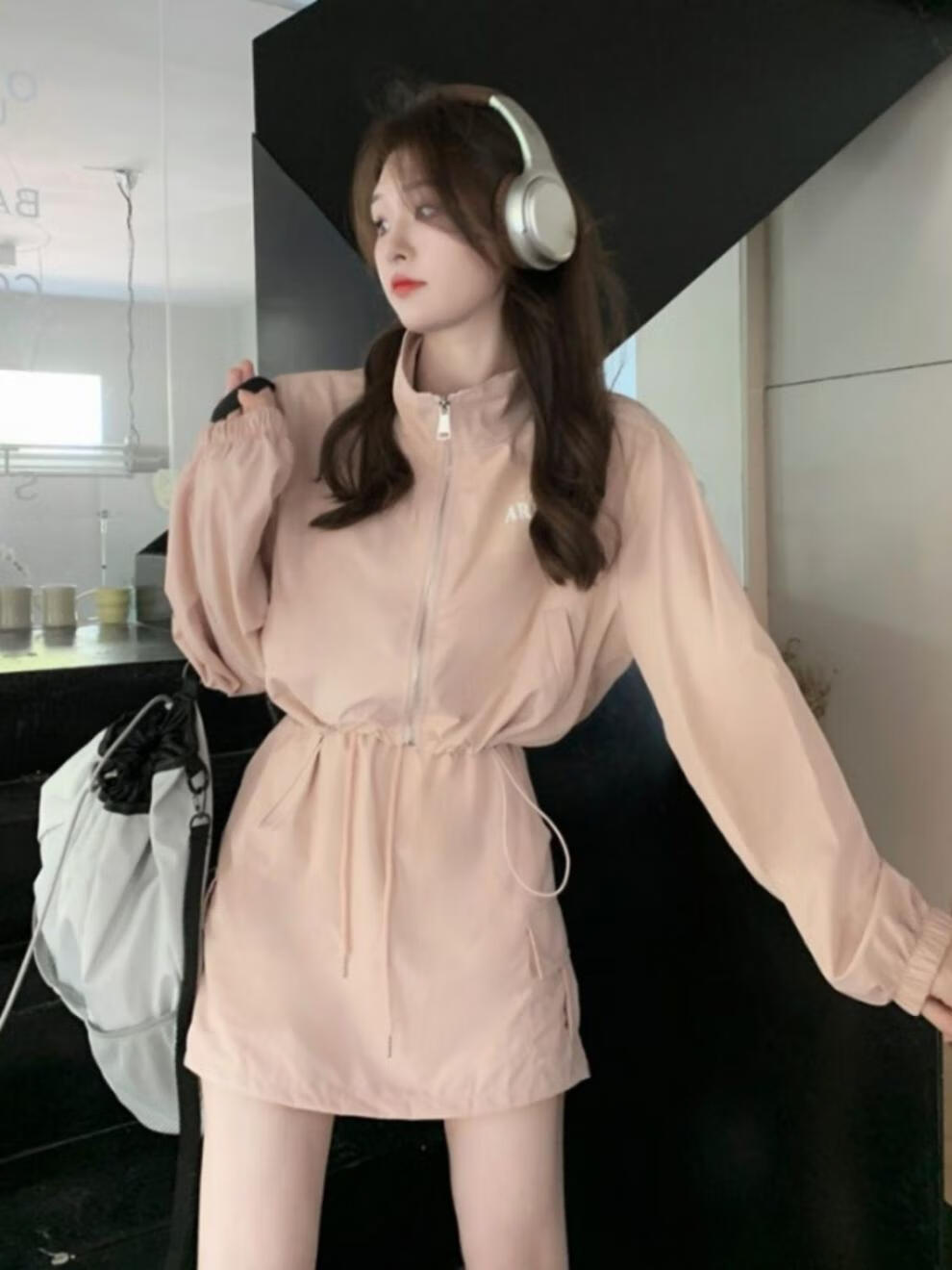 84acb83769e6e373.jpg' style=