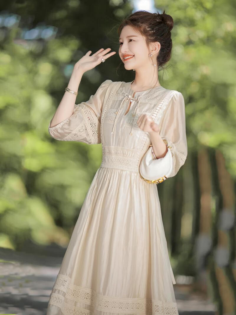 cabaa6349c0fcca4.jpg' style=