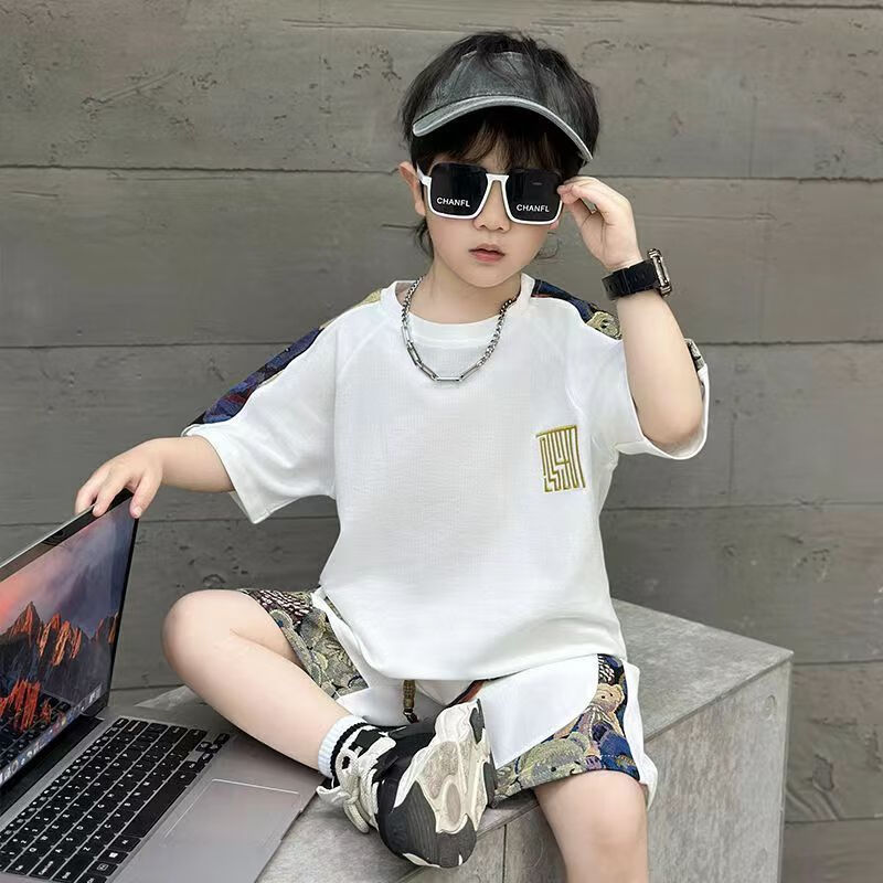 93e5731122c2f023.jpg' style=