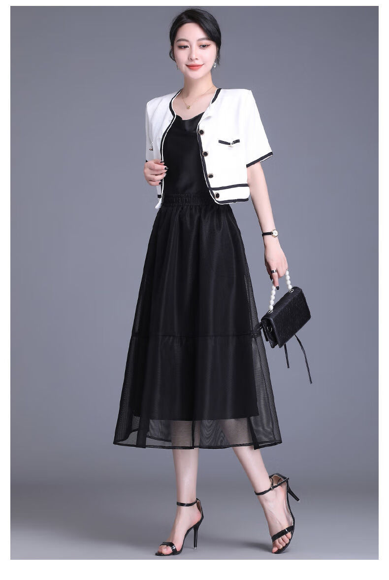 a5e58e3c5ebe140d.jpg' style=