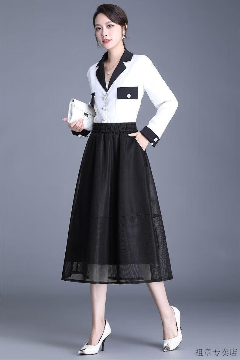 ac7ee80f7183f051.jpg' style=
