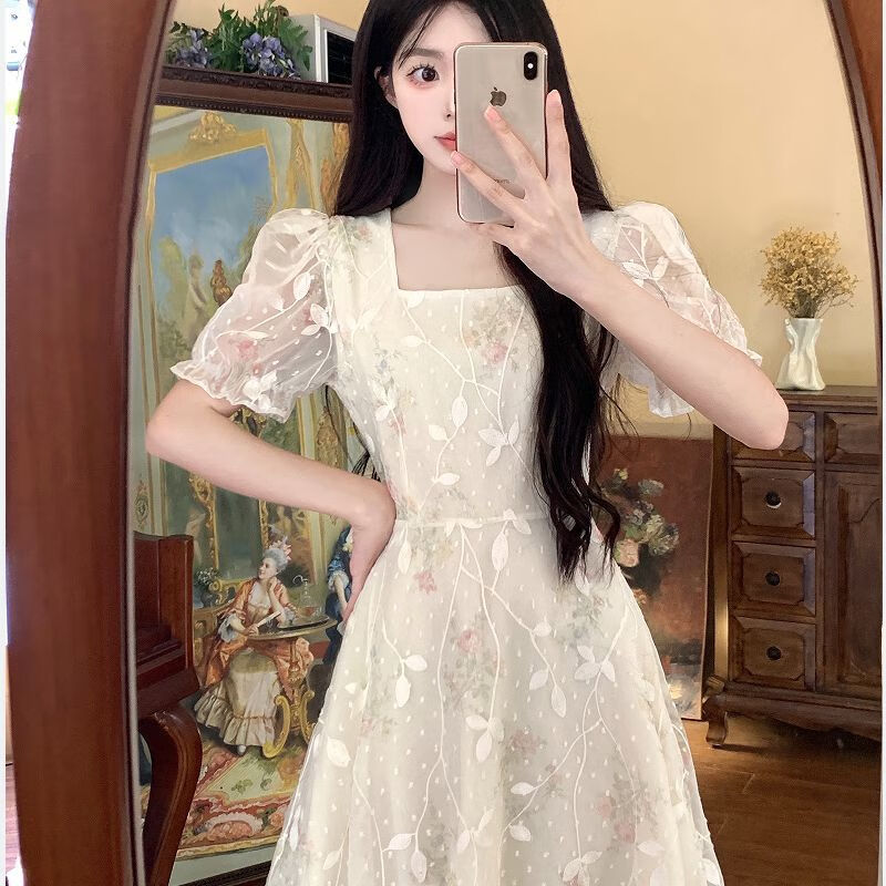 fc3244f4fb8fc7da.jpg' style=