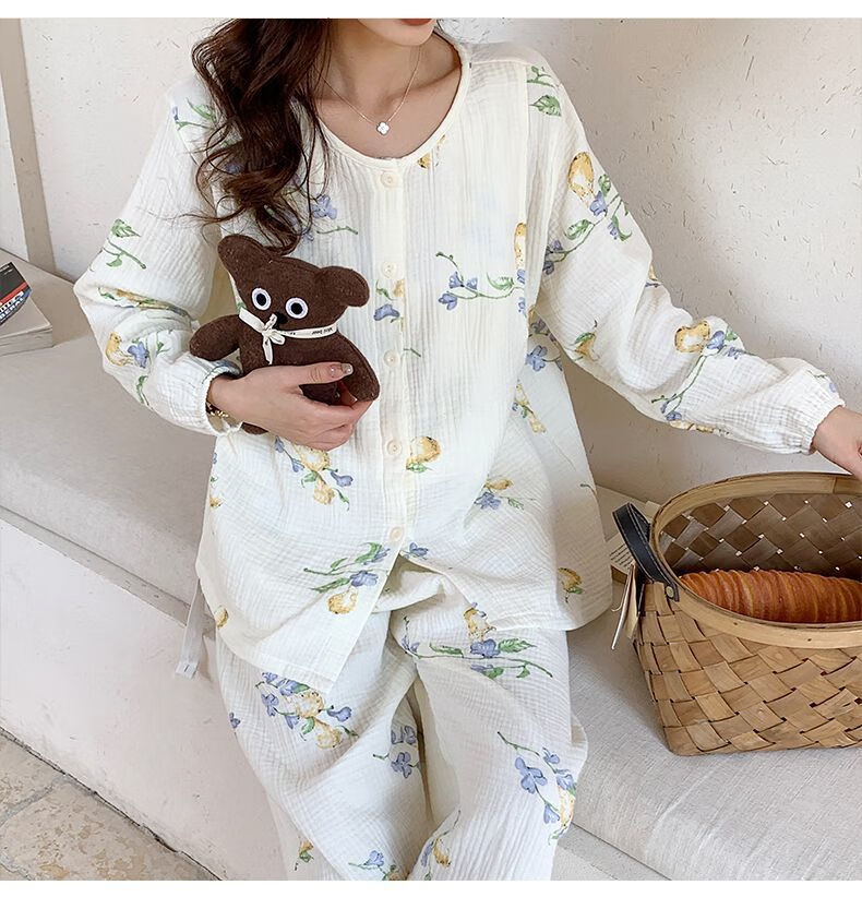 9ff8fe685ea7e705.jpg' style=