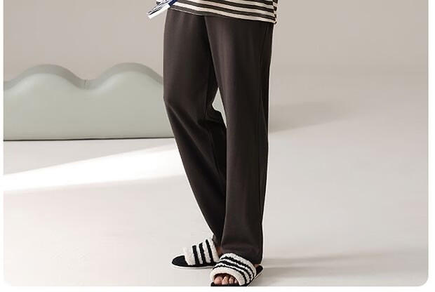 aed9861dee678ccf.jpg' style=