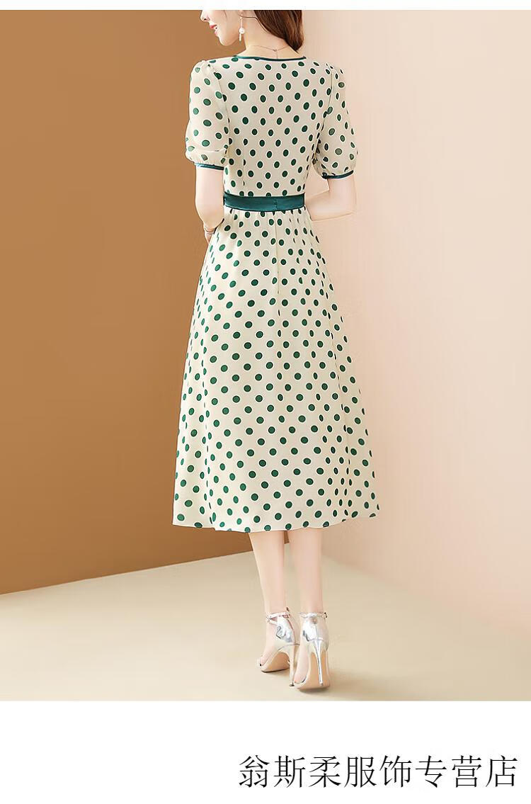 9c46b47ab302956d.png' style=