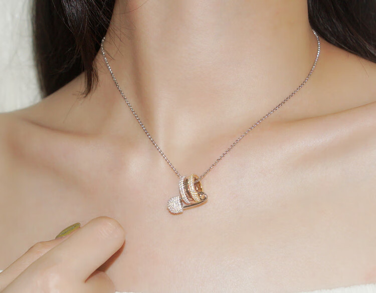 ck轻奢品牌项链女镶钻别针锁骨链个性饰品首饰in潮情人节生日礼物k